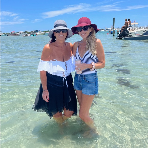 Meet your Posher, Misty - Picture 12 of 16